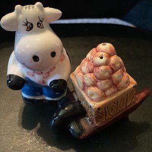 COW AND WHEEL BARREL SALT AND PEPPER SHAKERS NEW